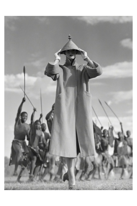 Zulu War Dance, Vogue, 1956 - Photo Norman Parkinson